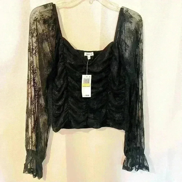 Juniors' Ruched Lace Sweetheart-Neck Top - Picture 2 of 6